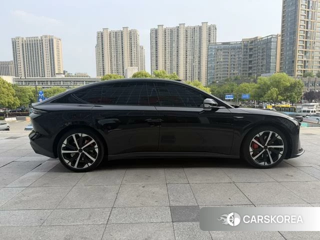 Weilai ET5 id 4027664 из Китая 14