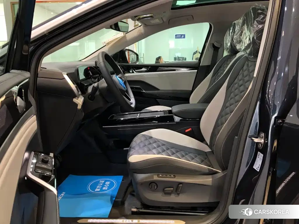 Volkswagen ID.6 CROZZ id 4622276 из Китая 16
