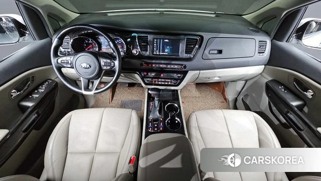 Kia The New Carnival id 4435689 из Кореи 27