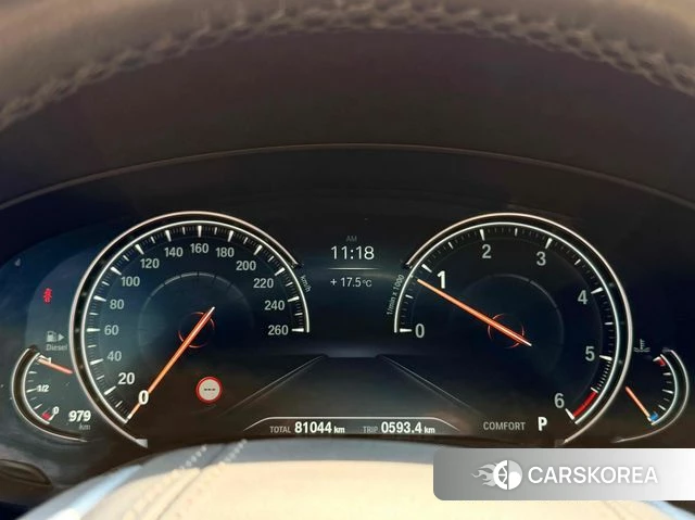 BMW 5 Series (G30) id 3880063 из Кореи 16