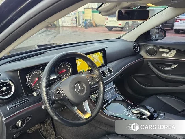 Mercedes-Benz E-Class W213 id 3558162 из Кореи 17