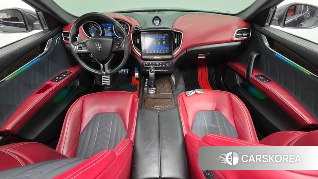 Maserati Ghibli id 4430111 из Кореи 27