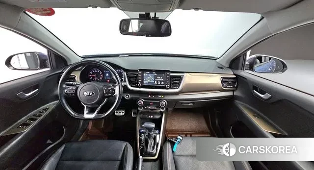 Kia Stonic id 3284139 из Кореи 17