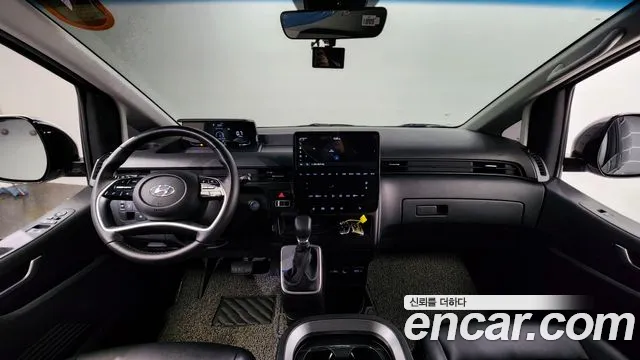 Hyundai Staria id 2310260 из Кореи 17