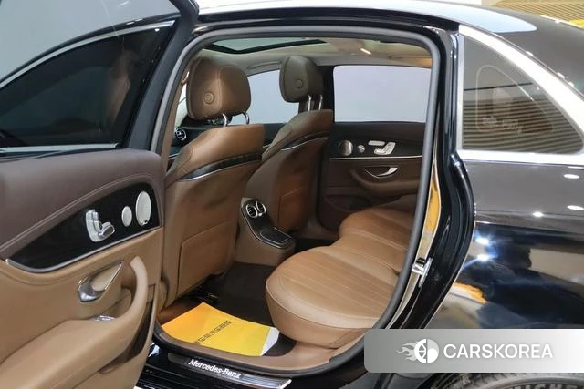 Mercedes-Benz E-class id 4265448 из Китая 17