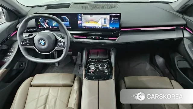 BMW 5 Series (G60) id 3016083 из Кореи 17