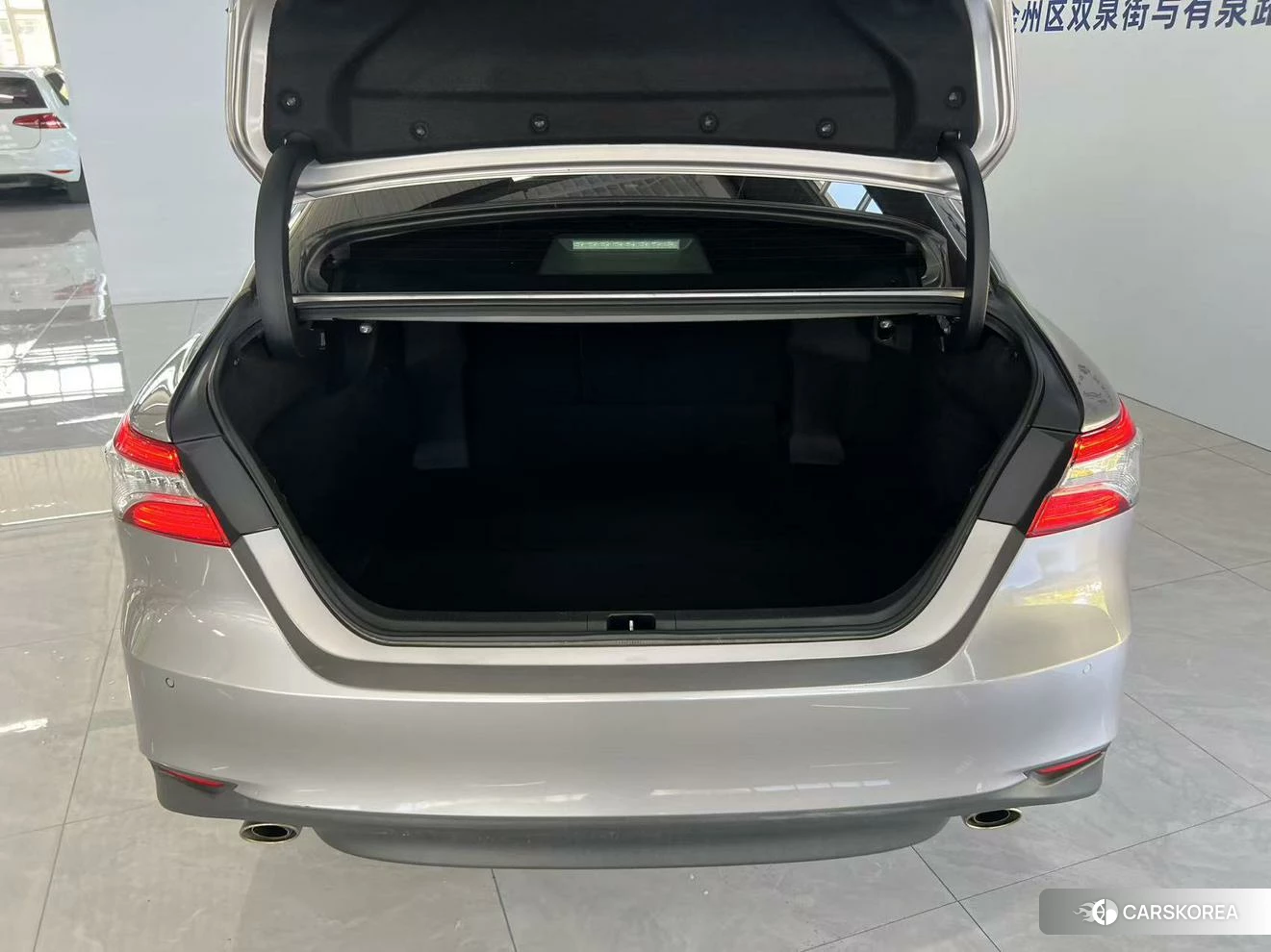 Toyota Camry id 4512841 из Китая 21