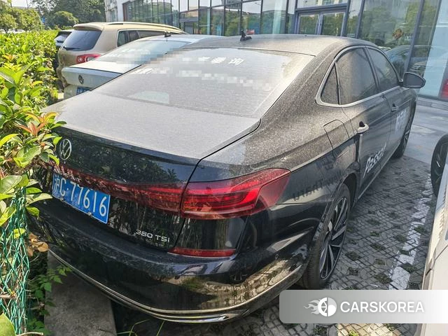 Volkswagen Passat id 4298206 из Китая 7