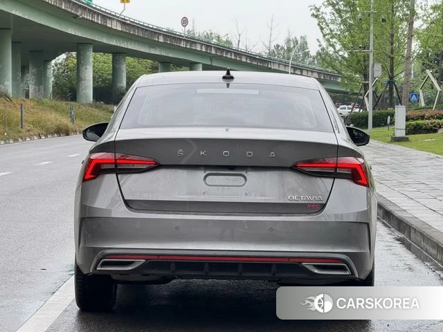Skoda Octavia id 4393518 из Китая 9