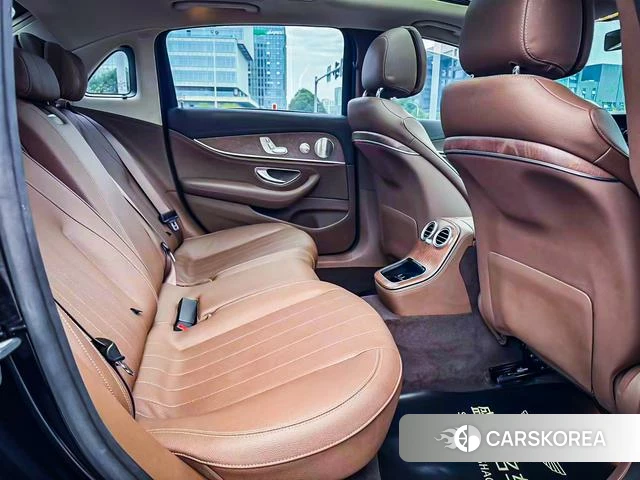 Mercedes-Benz E-class id 4307069 из Китая 20