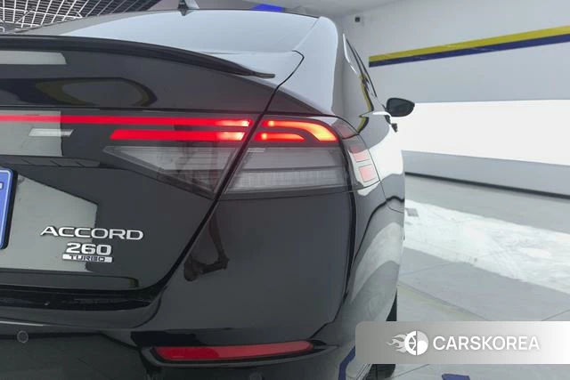 Honda Accord id 4212439 из Китая 14