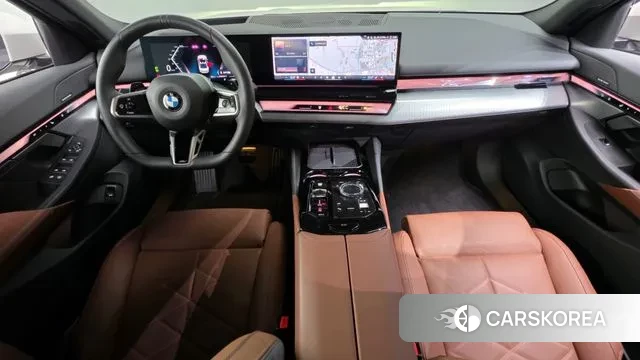 BMW 5 Series (G60) id 3419938 из Кореи 17