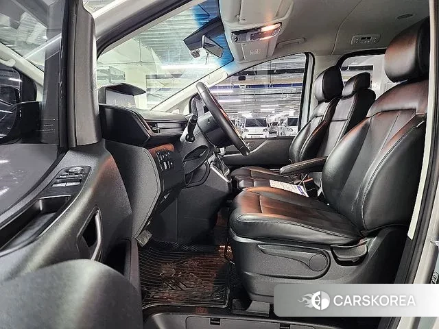 Hyundai Staria id 3425343 из Кореи 17