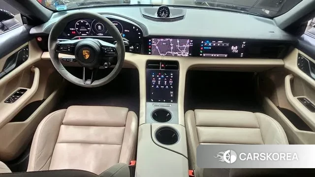 Porsche Taycan id 3452931 из Кореи 17