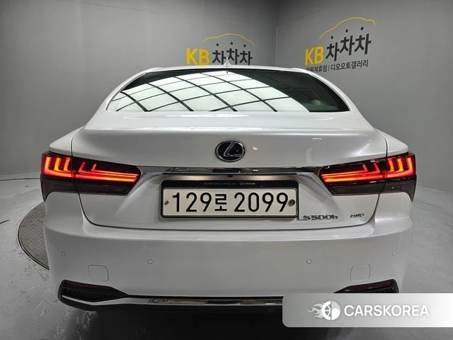 Lexus LS500h 5th generation id 4640942 из Кореи 17