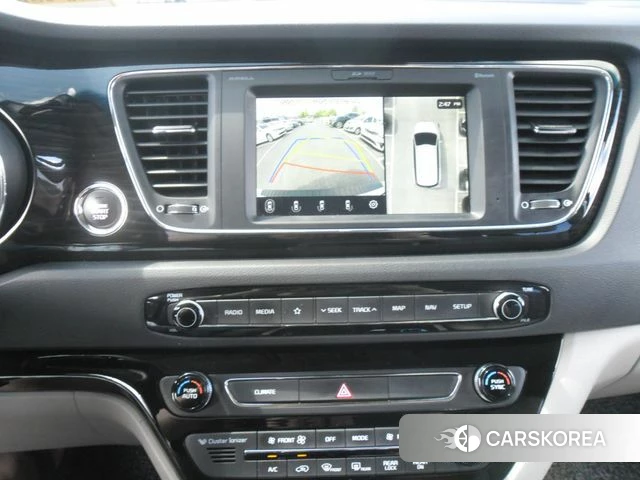Kia The New Carnival id 4694147 из Кореи 17