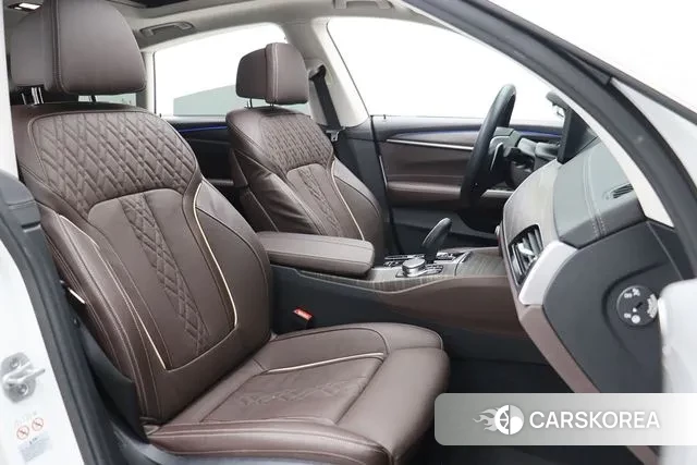 BMW 6 Series GT (G32) id 3093073 из Кореи 17