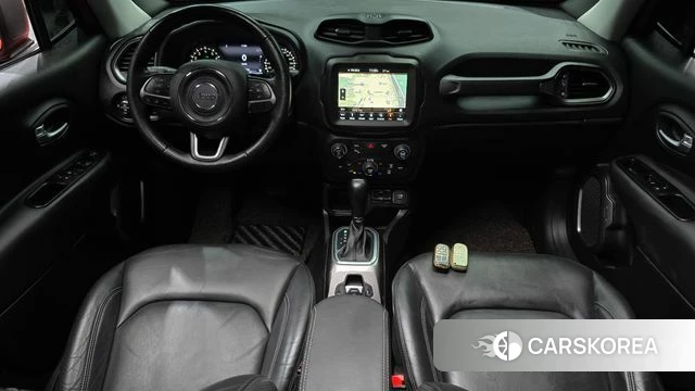 Jeep Renegade id 3885979 из Кореи 17