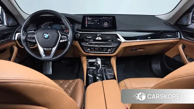 BMW 5 Series (G30) id 3407586 из Кореи 17