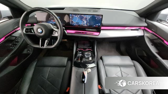 BMW 5 Series (G60) id 4571314 из Кореи 17