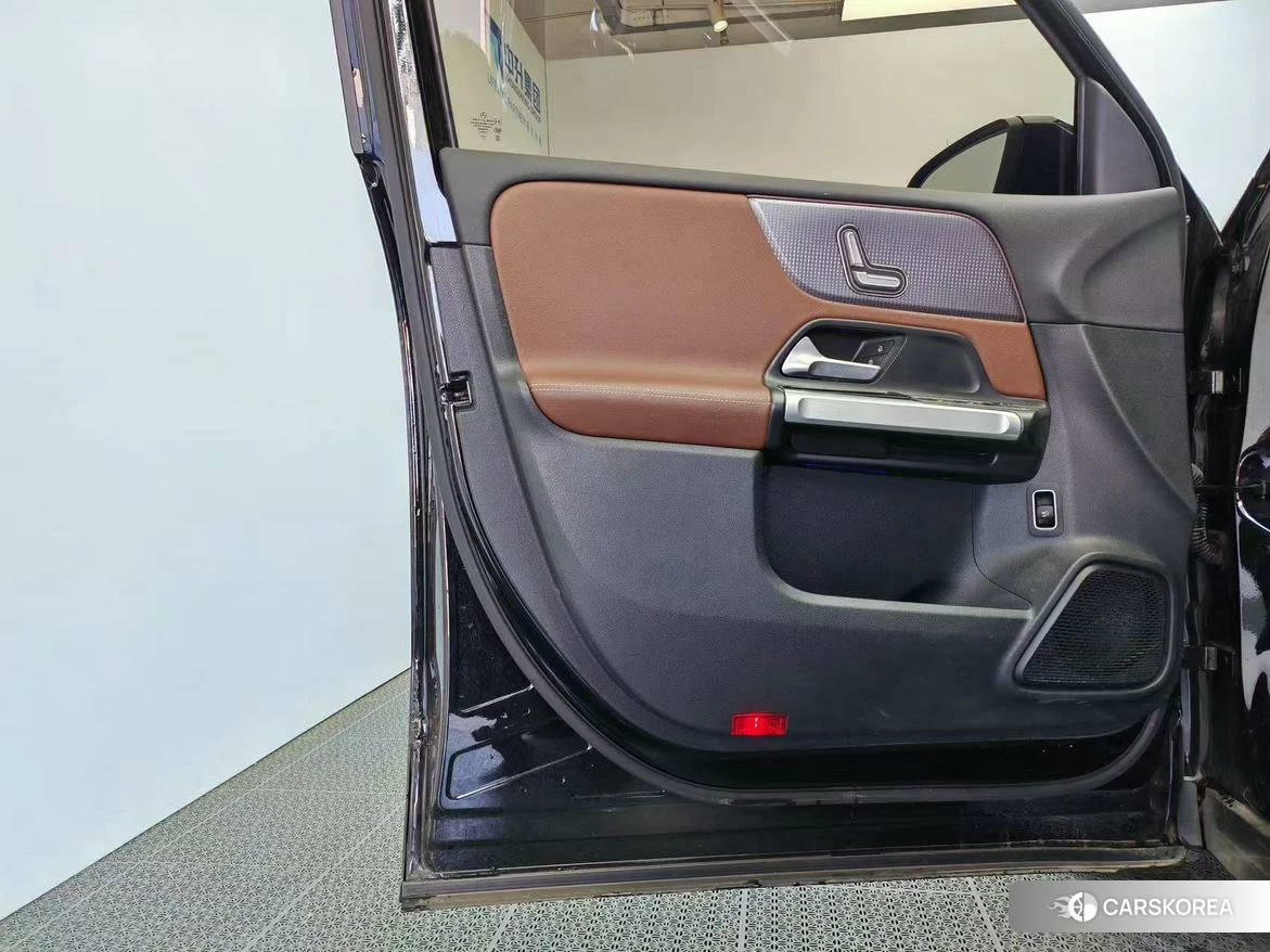 Mercedes-Benz GLB id 4452949 из Китая 17