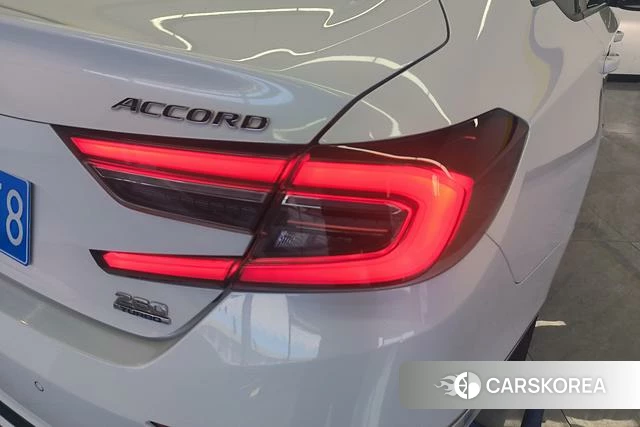 Honda Accord id 3782346 из Китая 14