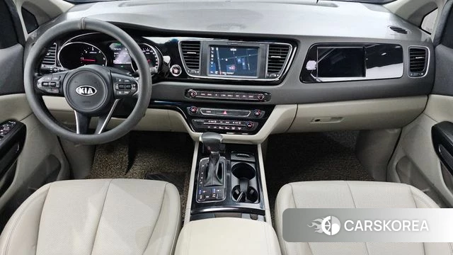 Kia All New Carnival id 4357013 из Кореи 32