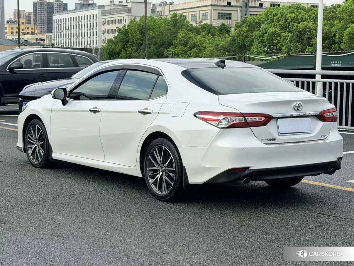 Toyota Camry id 4510800 из Китая 7
