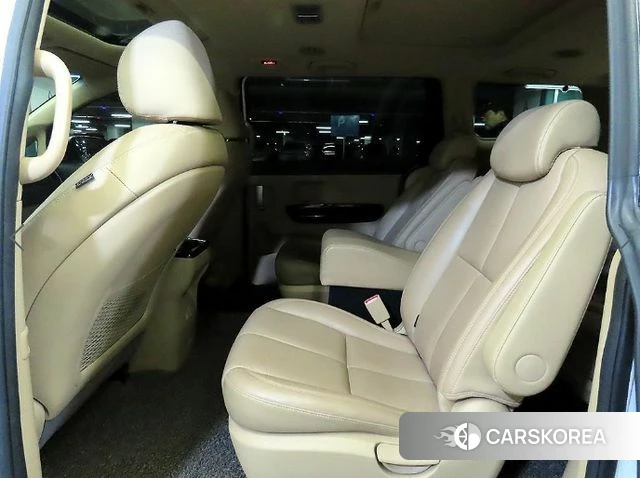 Kia The New Carnival id 3982224 из Кореи 17