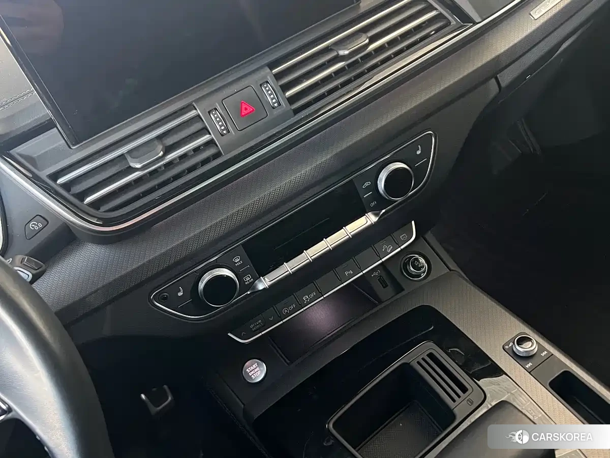 Audi Q5L id 4539182 из Китая 15