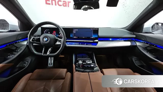 BMW 5 Series (G60) id 2930038 из Кореи 17