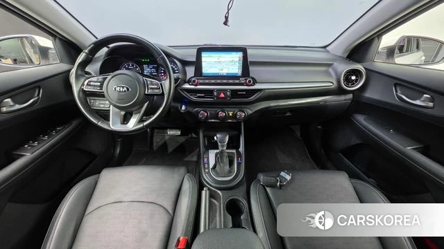 Kia Come New K3 id 4698521 из Кореи 17