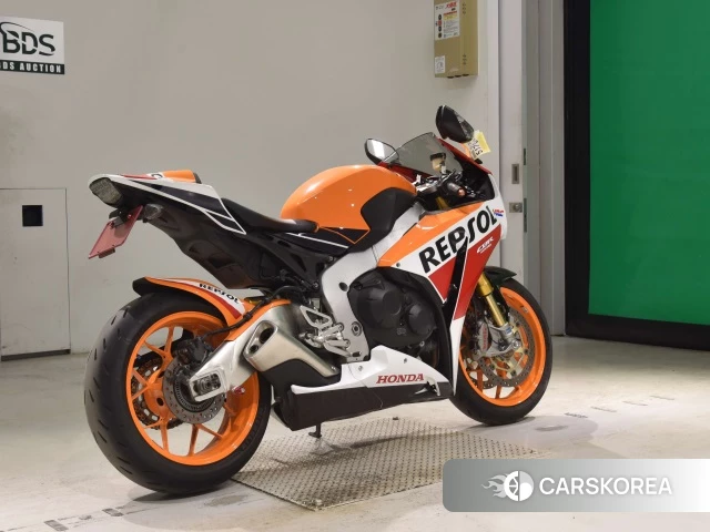 Honda CBR1000RR 2015 из Японии, фото 4
