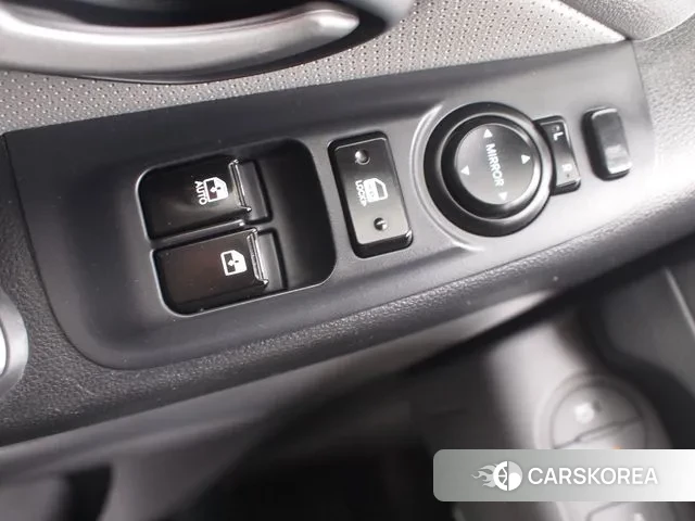 Hyundai The New Grand Starex id 3651349 из Кореи 16