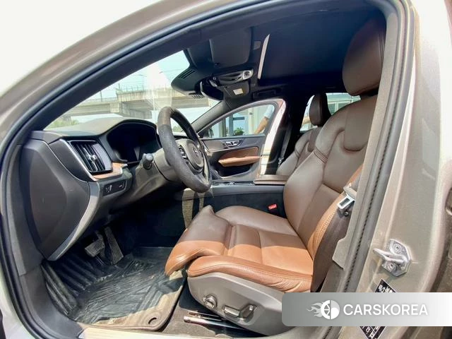 Volvo S60 id 3890142 из Китая 7