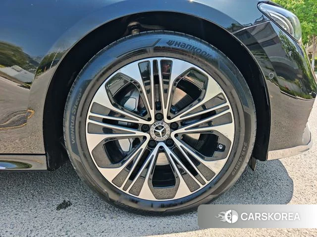 Mercedes-Benz E-class id 4291150 из Китая 10