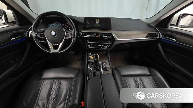 BMW 5 Series (G30) id 4530860 из Кореи 28