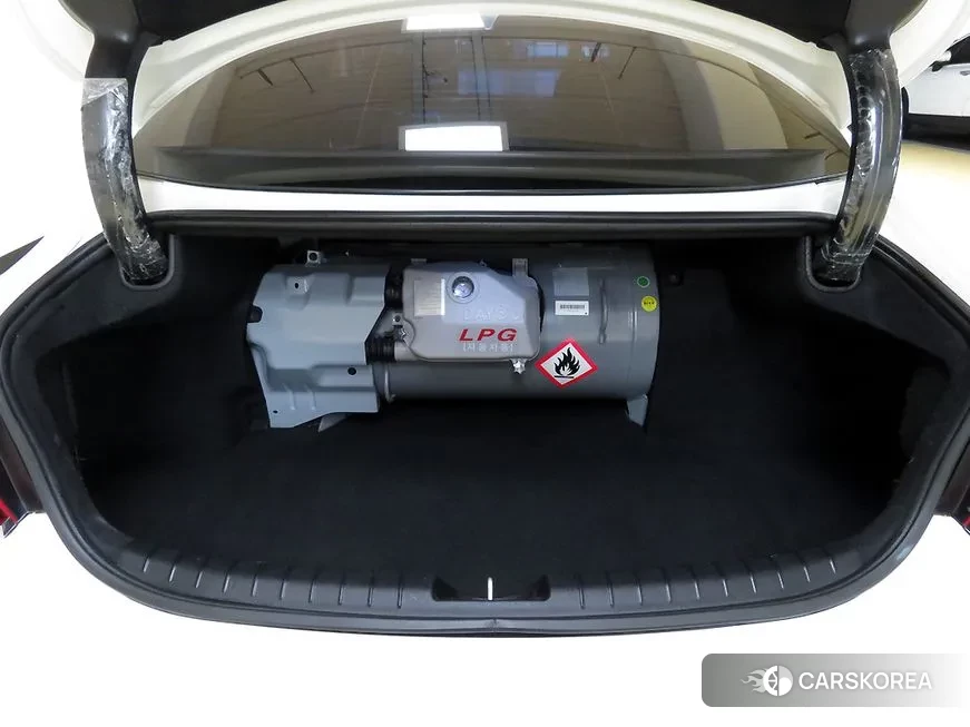 Hyundai Grandeur IG id 1623911 из Кореи 17