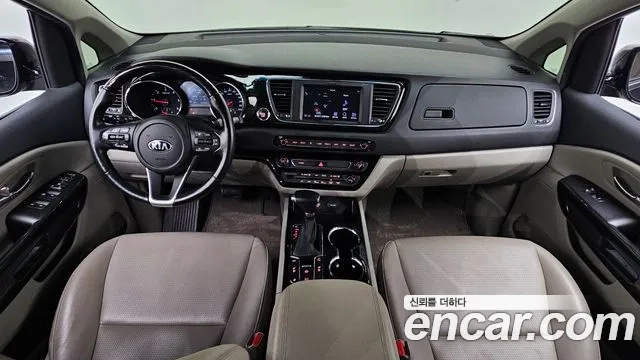 Kia The New Carnival id 2880916 из Кореи 17