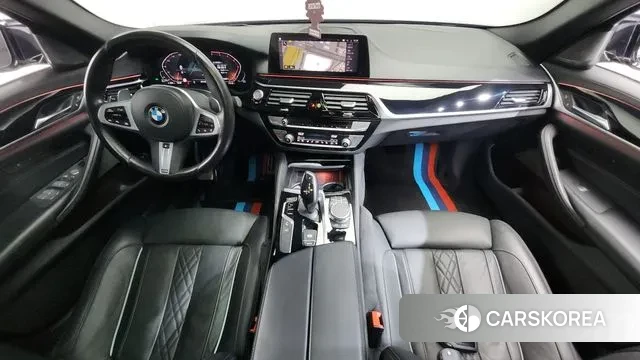 BMW 5 Series (G30) id 3736353 из Кореи 17