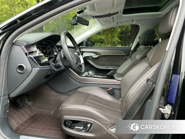 Audi A8 id 4259696 из Китая 18