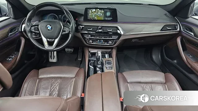 BMW 5 Series (G30) id 3275702 из Кореи 17