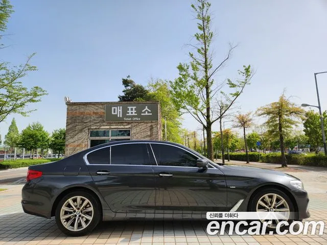 BMW 5 Series (G30) id 2695994 из Кореи 17