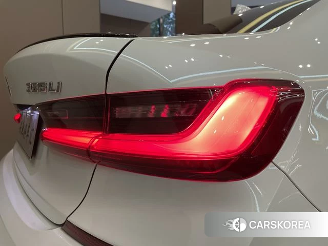 BMW 3 series id 4334696 из Китая 26