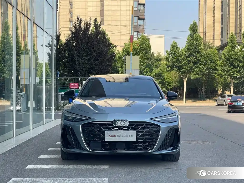 Audi A6L id 4674513 из Китая 7