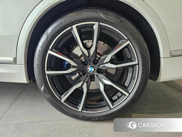 BMW X7 (G07) id 3824905 из Кореи 17