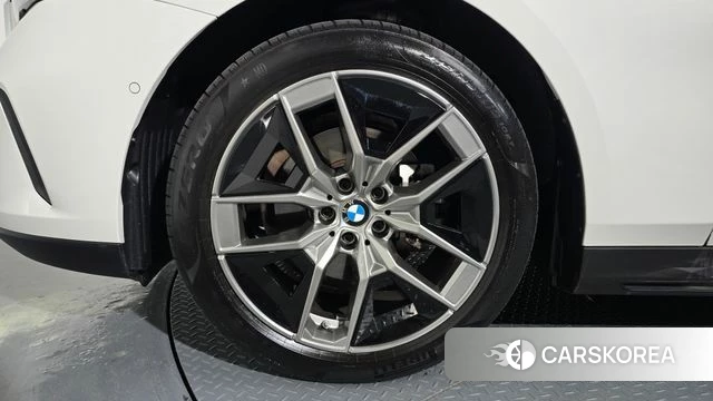 BMW 5 Series (G60) id 4369148 из Кореи 31