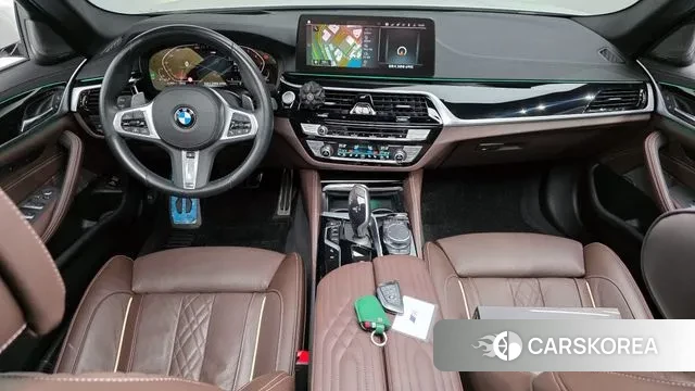 BMW 5 Series (G30) id 3272979 из Кореи 17