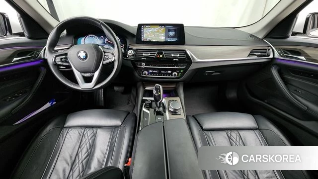 BMW 5 Series (G30) id 4430304 из Кореи 32