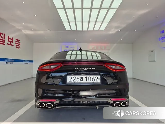 Kia Stinger id 3531090 из Кореи 17